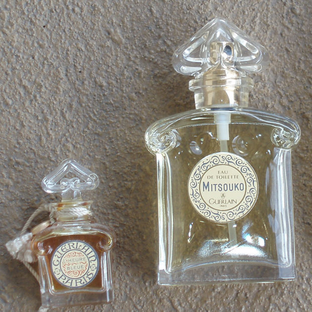 ゲラン ミツコ(MITSOUKO) – 香水史上最高のフルーティシプレ-│暮らしと香り